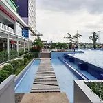 Cozy Stay At 2Br Green Pramuka City Apartment Near Shopping Center By Travelio