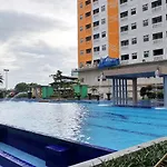 Cozy Stay At 2Br Green Pramuka City Apartment Near Shopping Center By Travelio