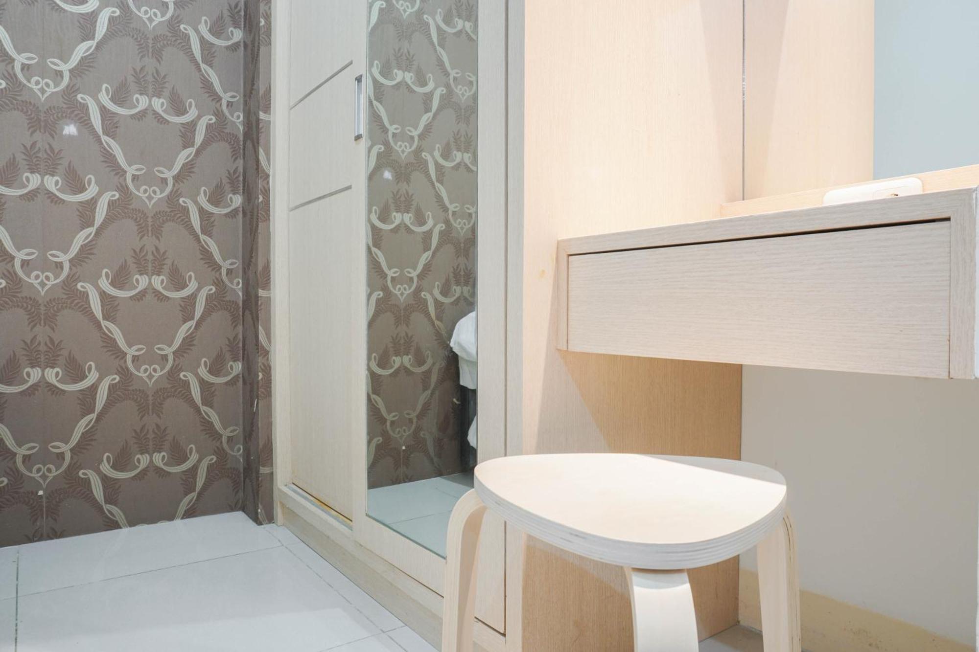 Apartemen Cozy At 2br Pramuka Near Shopping Center By Travelio *